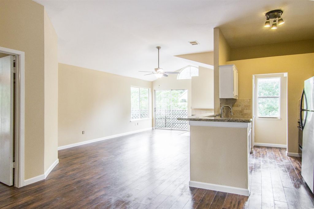 Photo of 3315 Golden Trails Drive #602, Kingwood, TX 77345 (MLS # 35037499)
