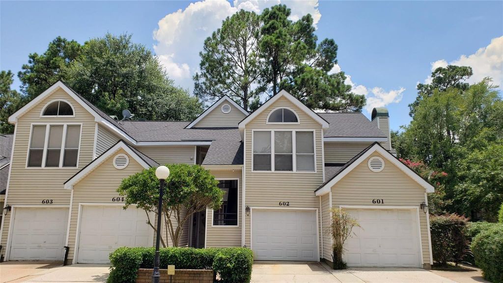 Photo of 3315 Golden Trails Drive #602, Kingwood, TX 77345 (MLS # 35037499)