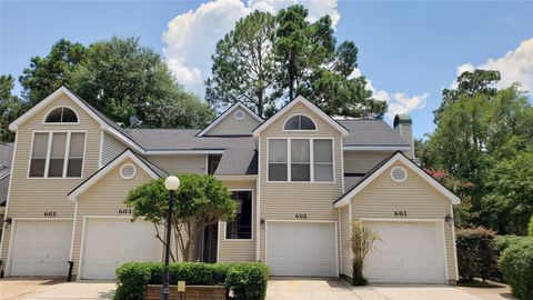 Photo of 3315 Golden Trails Drive #602, Kingwood, TX 77345 (MLS # 35037499)