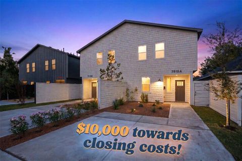 Photo of 7818 Hanfro Lane #A/B, Houston, TX 77088 (MLS # 14170579)