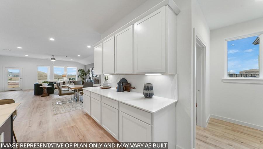 41006 Riverside Meadows