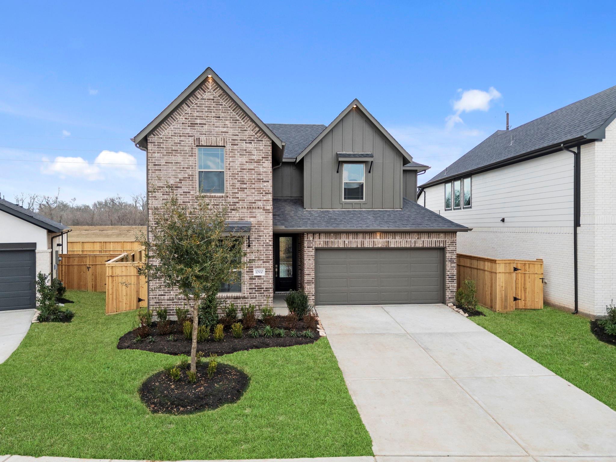 10930 Skyway Lane