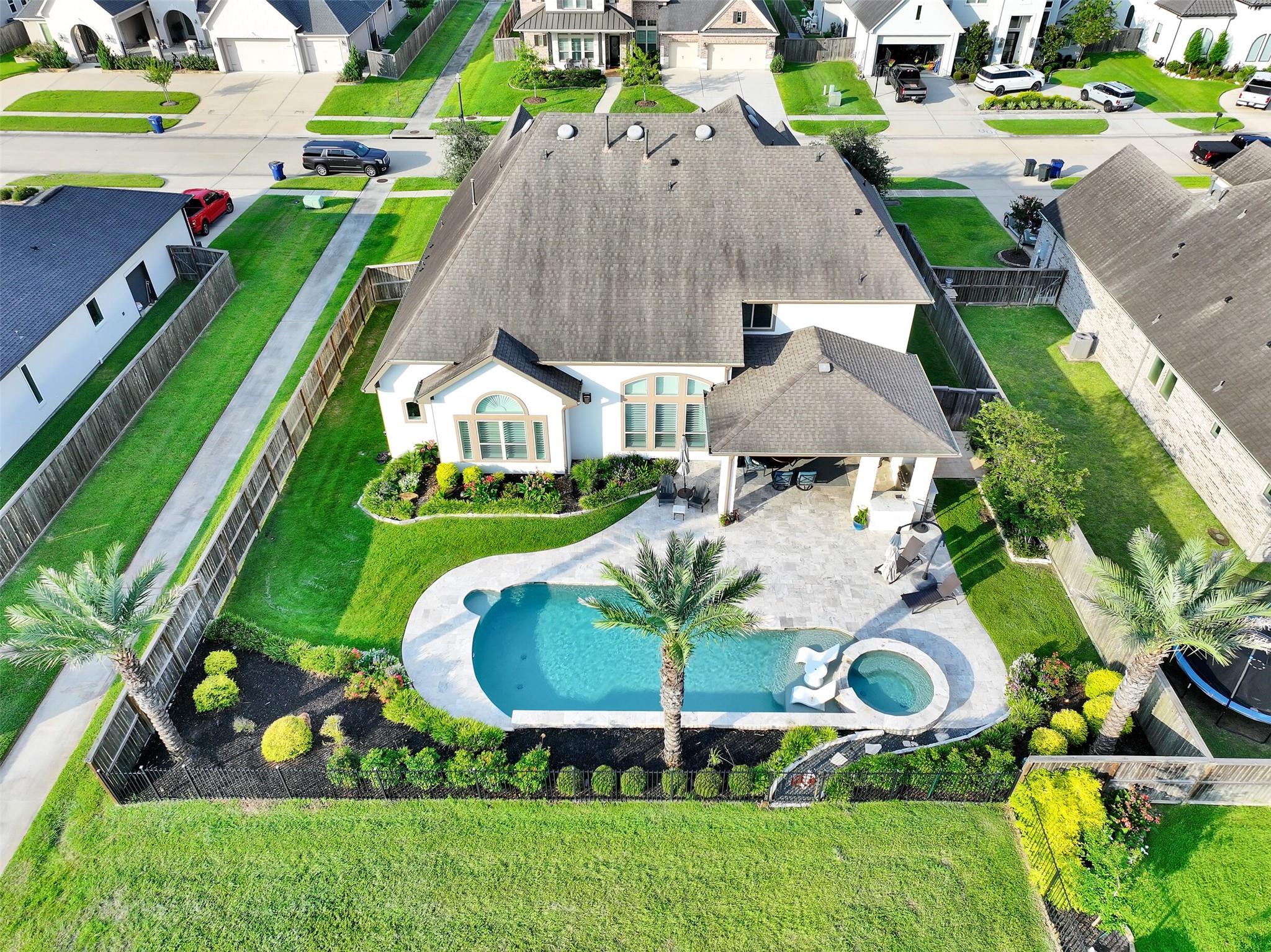 1718 Avery Lane