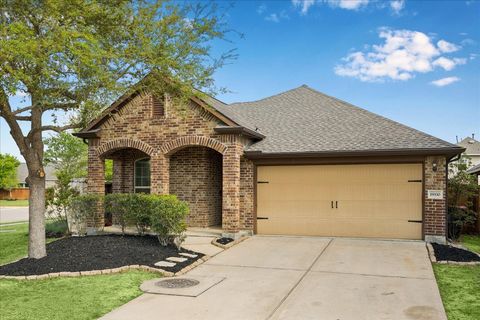 Photo of 19330 S Cottonwood Green Lane, Cypress, TX 77433 (MLS # 21200173)