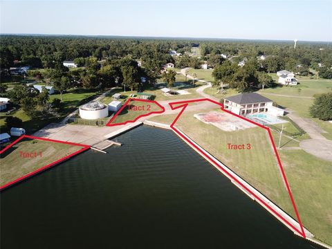 Photo of 400 Legend Ln Ln, Livingston, TX 77351 (MLS # 40119847)