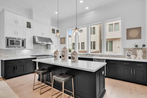 Photo of 5334 Paseo Caceres Drive, Houston, TX 77007 (MLS # 85636529)
