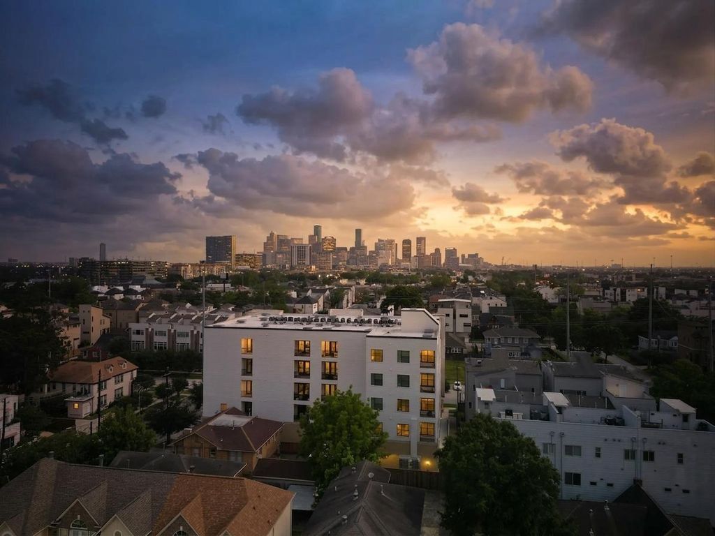 Photo of 1508 Blodgett Street #301, Houston, TX 77004 (MLS # 53565353)