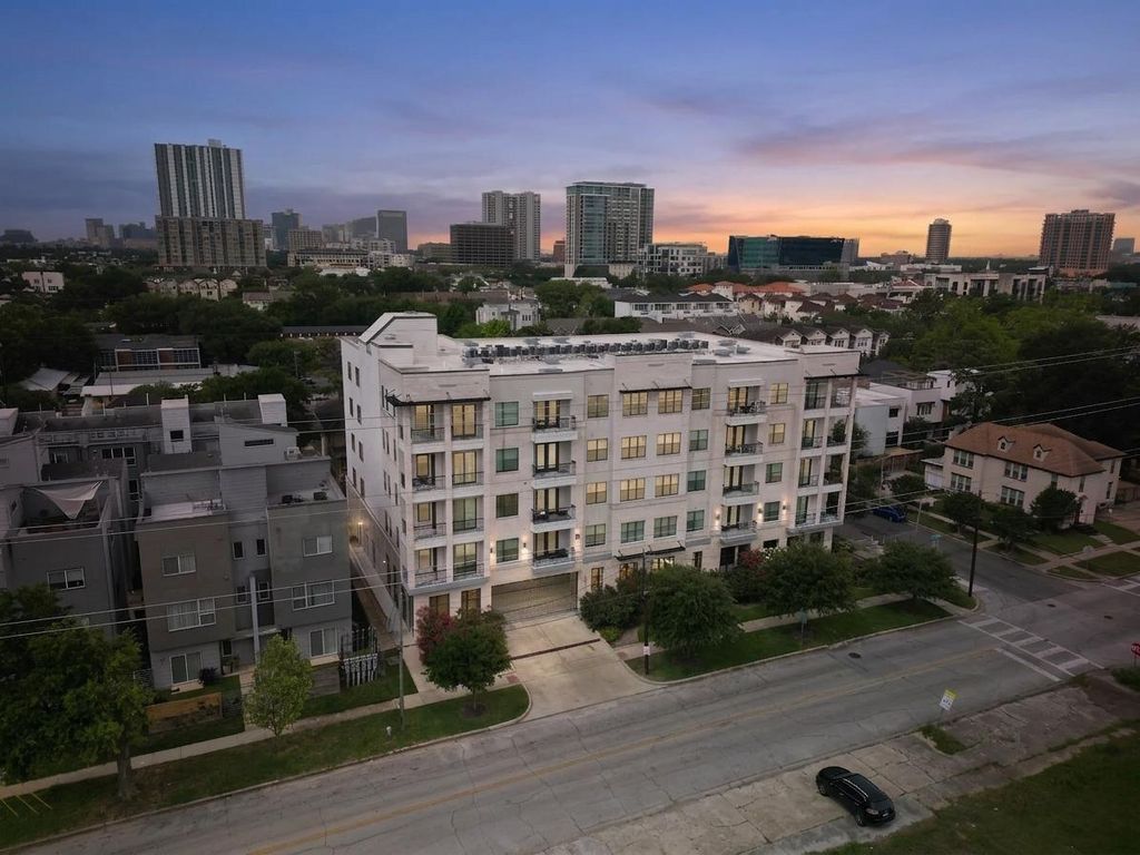 Photo of 1508 Blodgett Street #301, Houston, TX 77004 (MLS # 53565353)