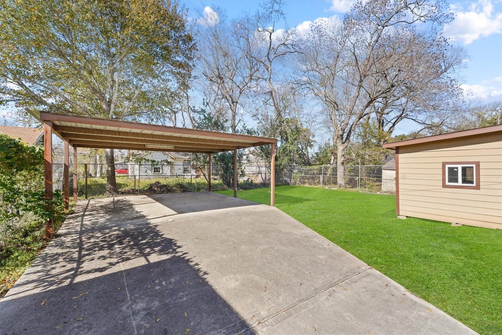Photo of 7128 Foster Street, Houston, TX 77021 (MLS # 83271237)
