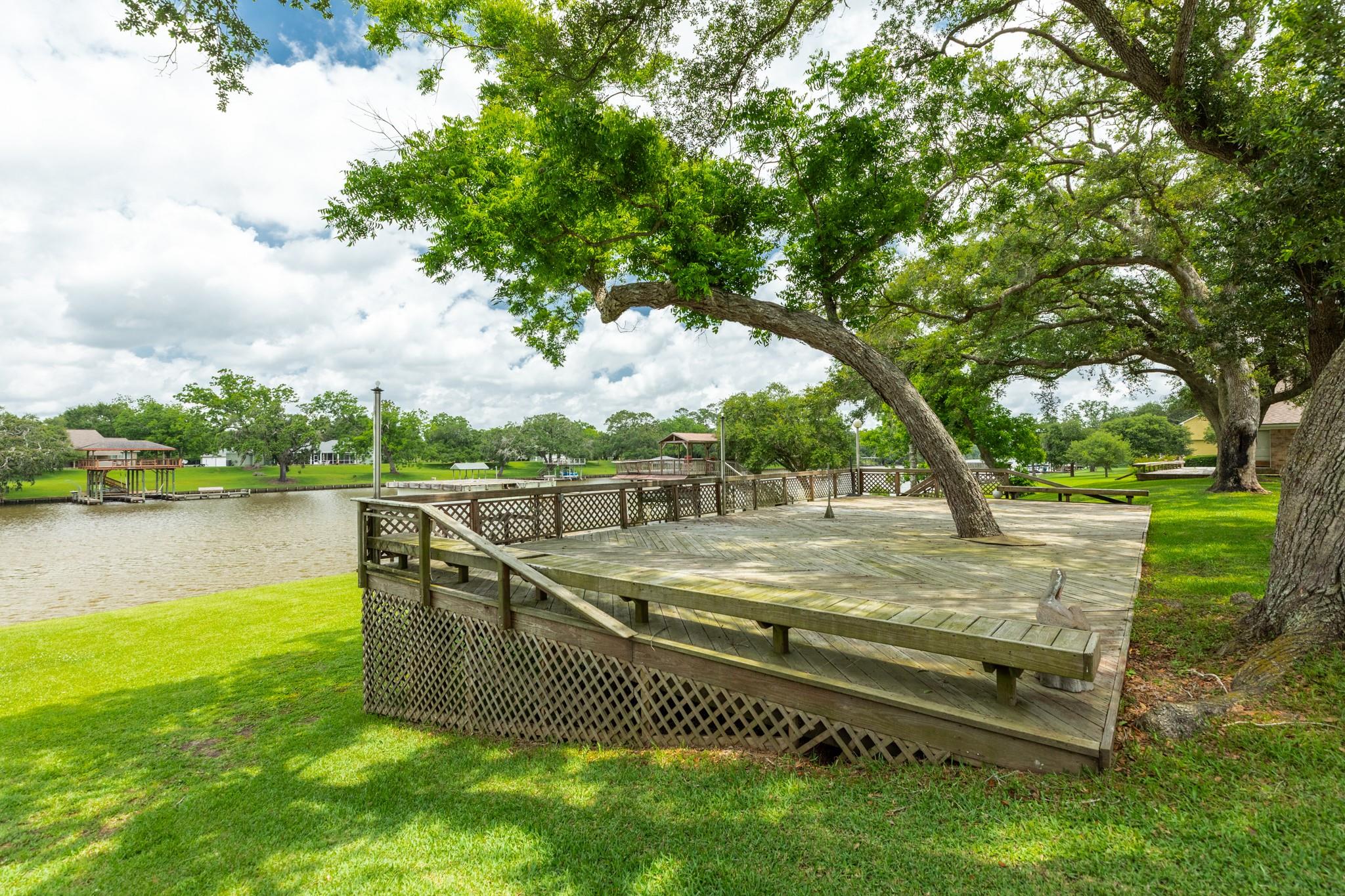 307 County Road 416