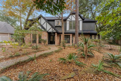 Photo of 6 Thornhedge Court, The Woodlands, TX 77381 (MLS # 9106444)