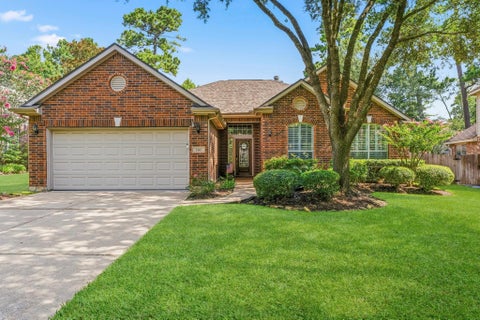 Photo of 130 N Archwyck Circle, The Woodlands, TX 77382 (MLS # 87746439)