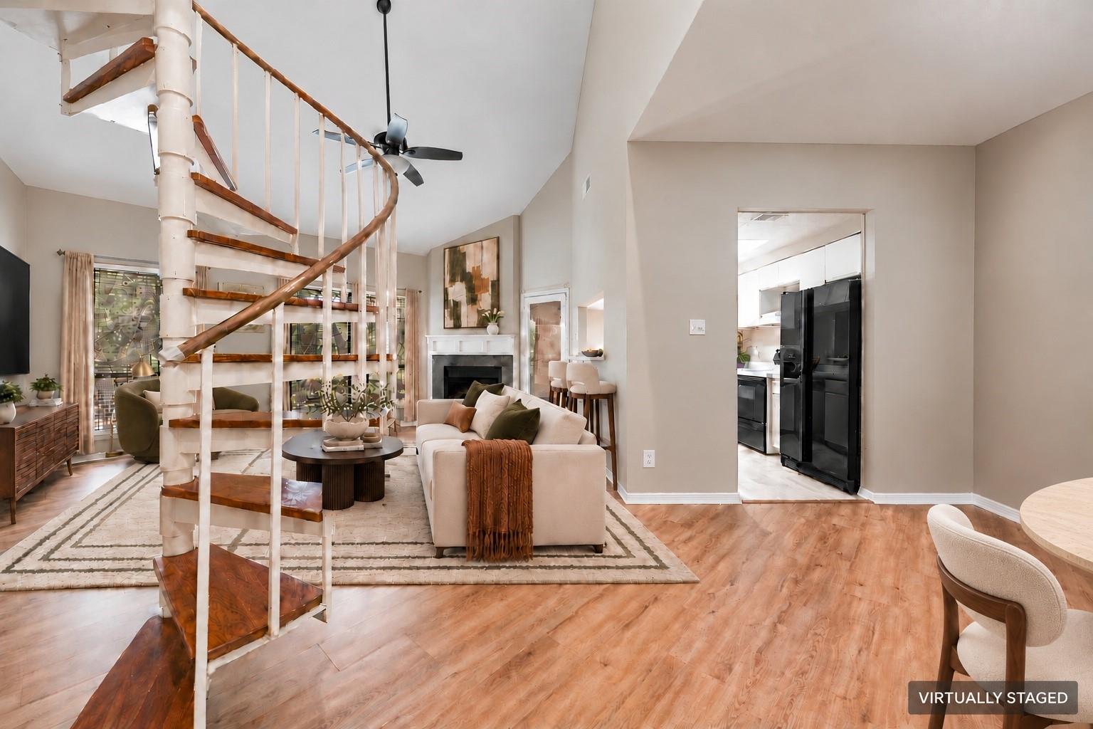 4144 Greystone Way 105