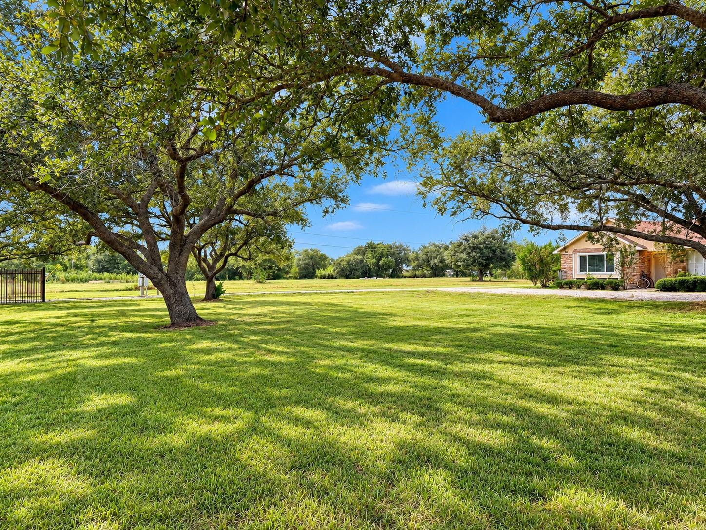 1103 County Road 281