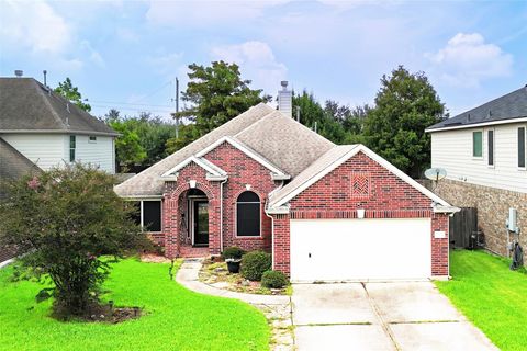 Photo of 2142 Robinwood Drive, Deer Park, TX 77536 (MLS # 71011265)