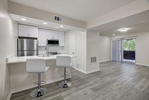 8201 Richmond Avenue 10 Houston TX 77063