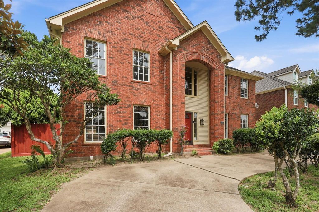 Photo of 2114 Gentryside Drive, Houston, TX 77077 (MLS # 87676741)