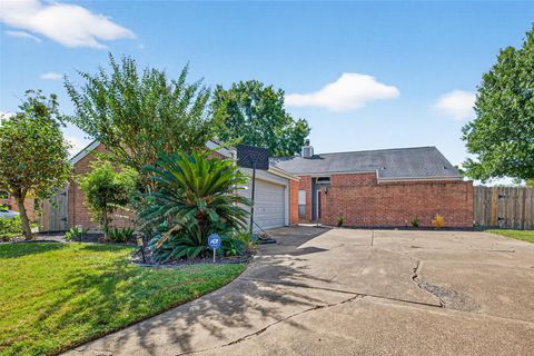 Photo of 6107 Howland Court, Houston, TX 77084 (MLS # 15699474)