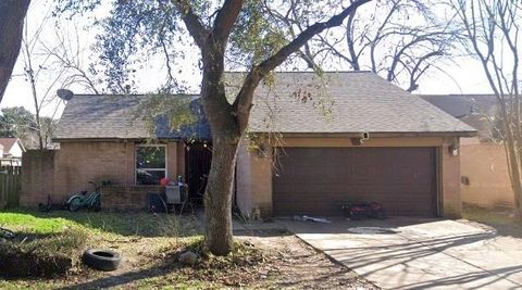 Photo of 2703 Northern Drive, League City, TX 77573 (MLS # 31592695)