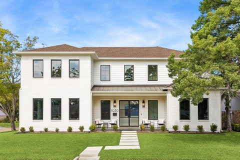 Photo of 1030 Chamboard Lane, Houston, TX 77018 (MLS # 12516622)