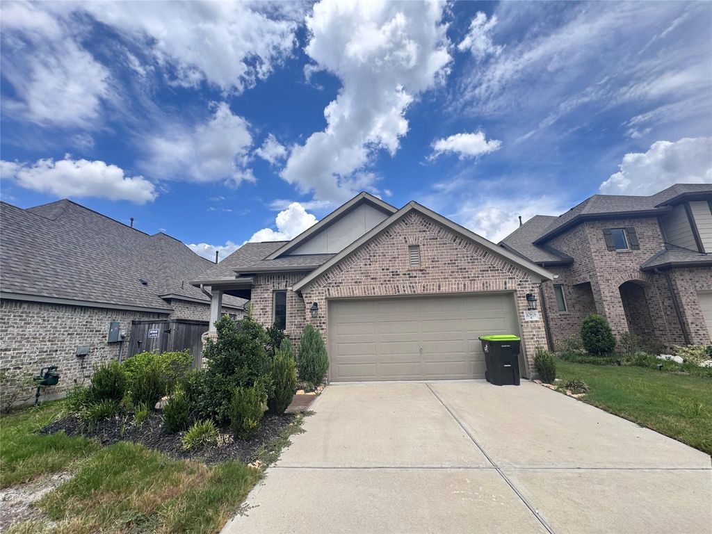 Photo of 10818 Cassiopeia Creek, Richmond, TX 77406 (MLS # 85833770)