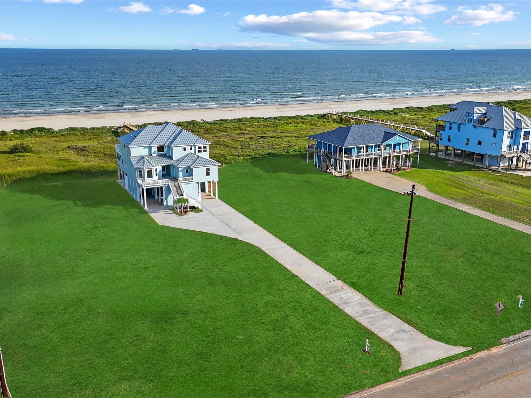 5026 Blue Water Highway