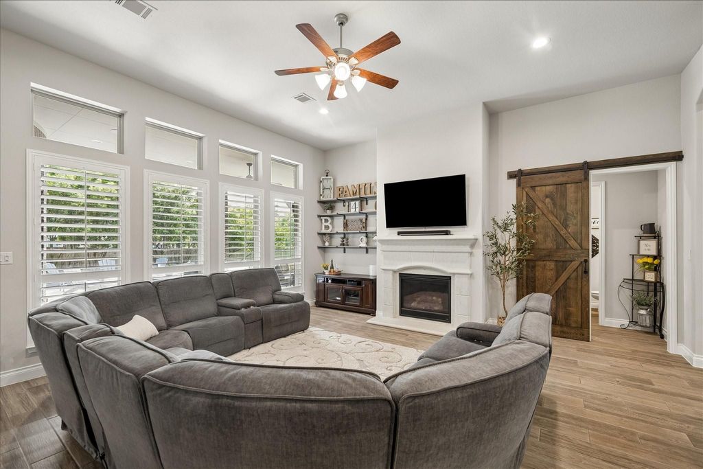 Photo of 111 Notloc Court, Montgomery, TX 77316 (MLS # 27640509)