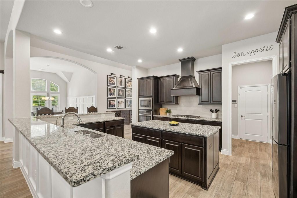 Photo of 111 Notloc Court, Montgomery, TX 77316 (MLS # 27640509)