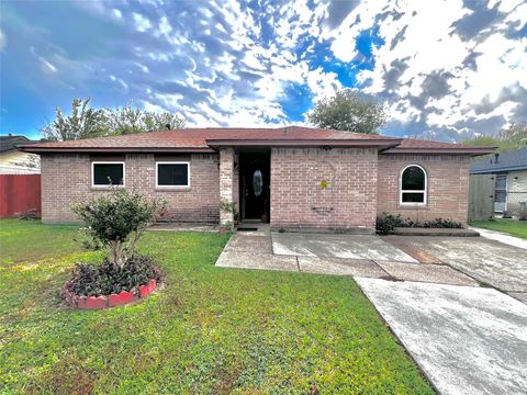 Photo of 3606 Balmorhea Avenue, Houston, TX 77039 (MLS # 20402643)