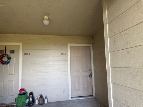 Photo of 2501 Gulf Freeway #262C, Dickinson, TX 77539 (MLS # 91076764)