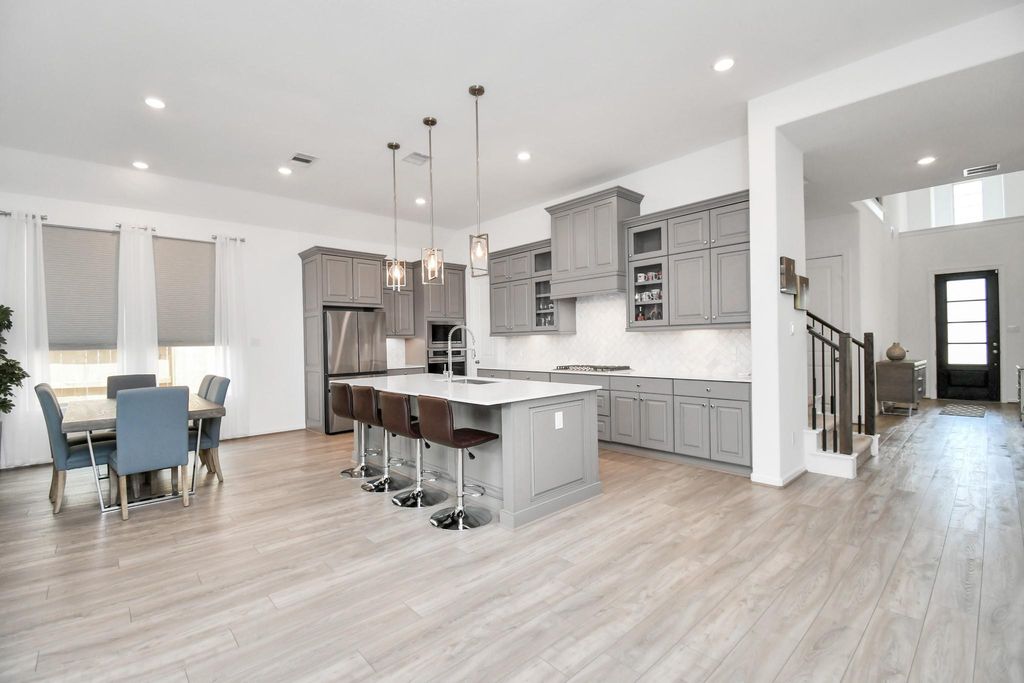 Photo of 1354 Knollbridge Point Lane, Pinehurst, TX 77362 (MLS # 14596626)