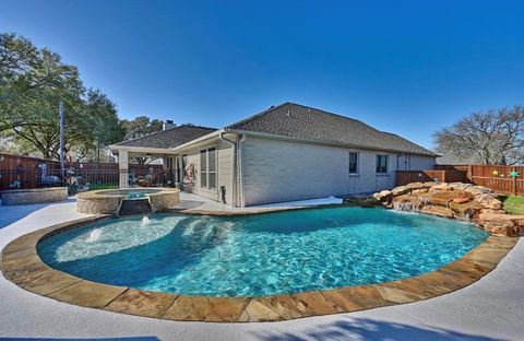 Homes For Sale - 306 Matula Avenue<br/> Schulenburg, TX 78956