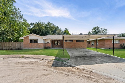 Photo of 121 Bluebird Lane, Pasadena, TX 77502 (MLS # 63901552)