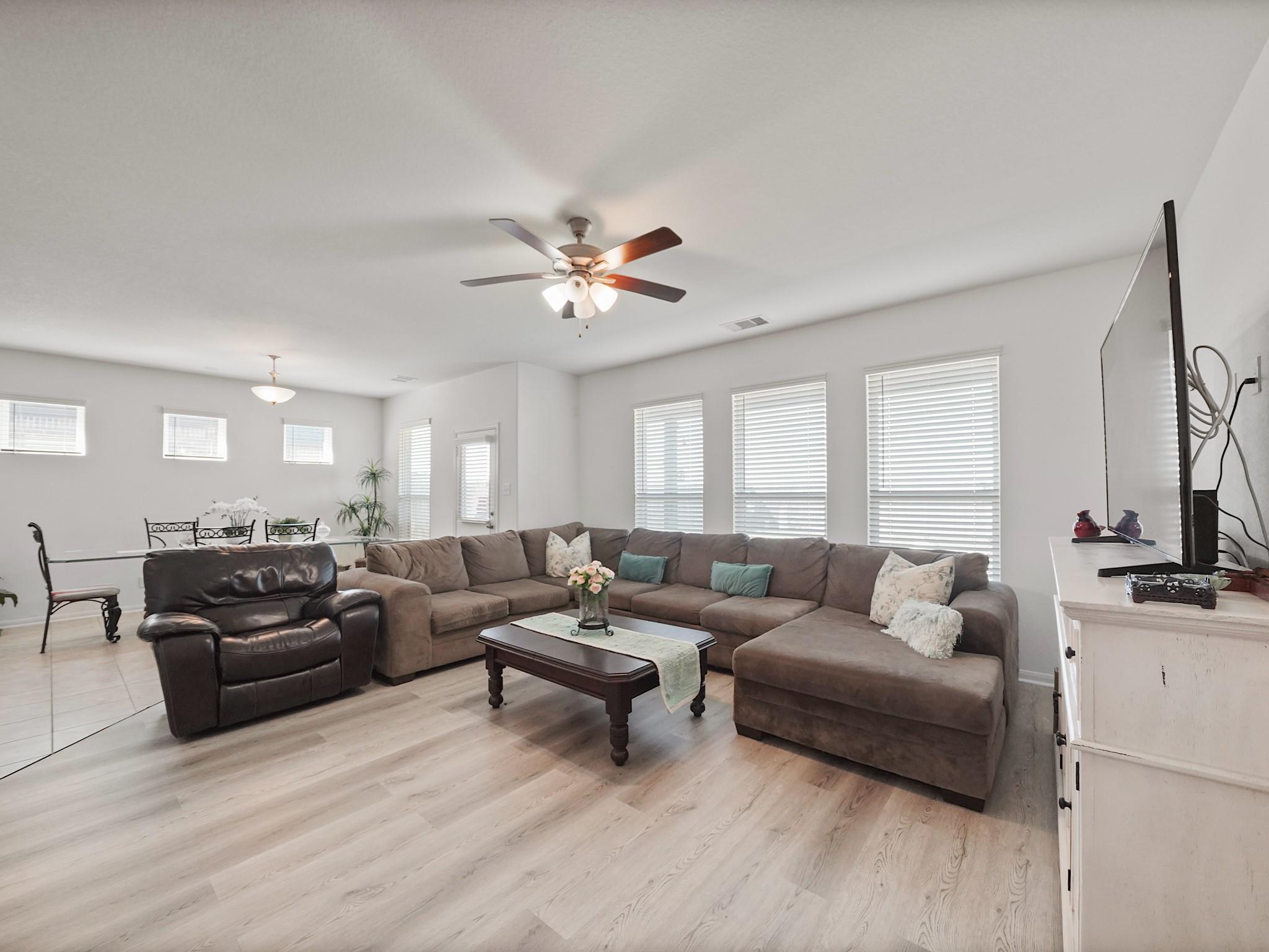 6719 Northchester Drive
