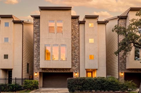 Photo of 2717 Mason Street, Houston, TX 77006 (MLS # 74427178)