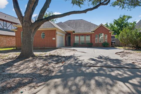 Photo of 4227 Meadowchase Lane, Houston, TX 77014 (MLS # 80515671)