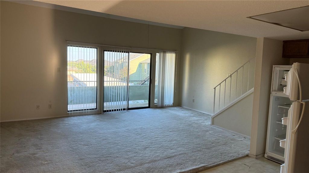 Photo of 14777 Wunderlich Drive #804, Houston, TX 77069 (MLS # 96387853)