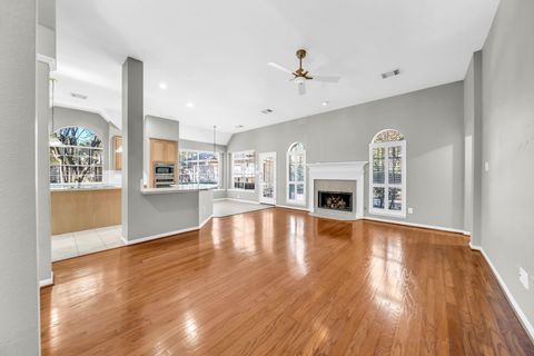 Photo of 34 Sparklewood Place, The Woodlands, TX 77381 (MLS # 94226448)