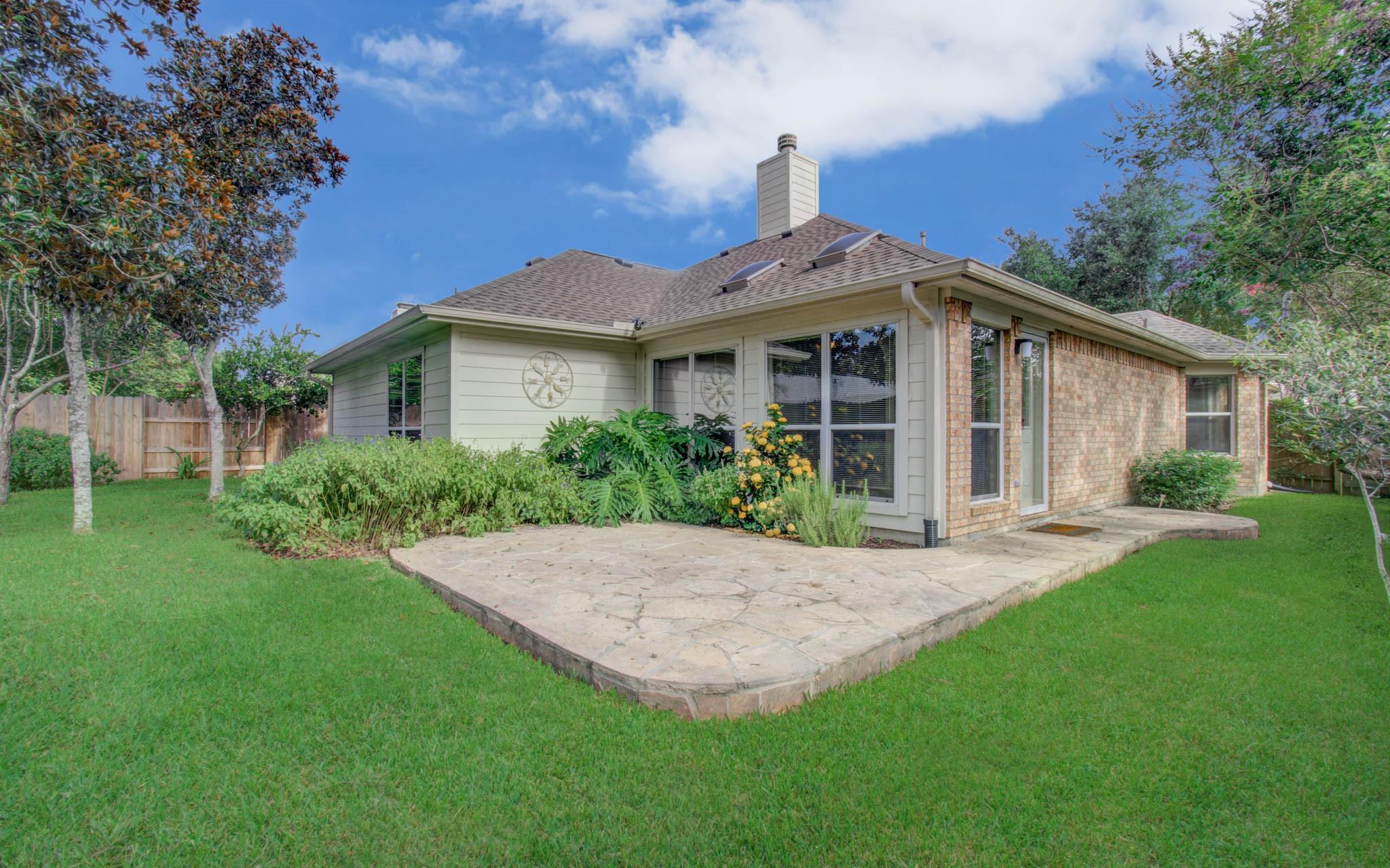 10004 Chestnut Creek Way