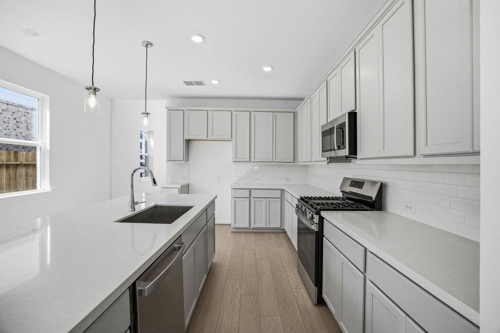 22118 Strathfield Circle