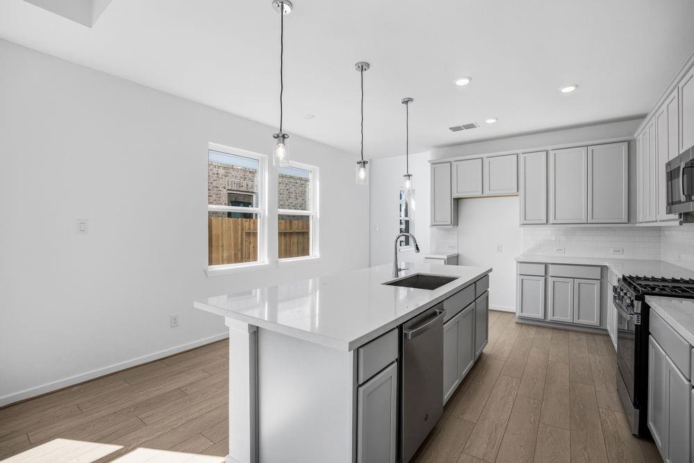 22118 Strathfield Circle