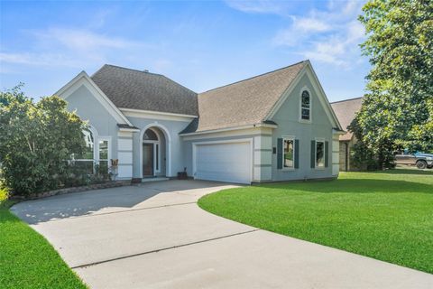 Photo of 15 Newberry Court, Montgomery, TX 77356 (MLS # 82339968) Photo of 15 Newberry Court, Montgomery, TX 77356 (MLS # 82339968)