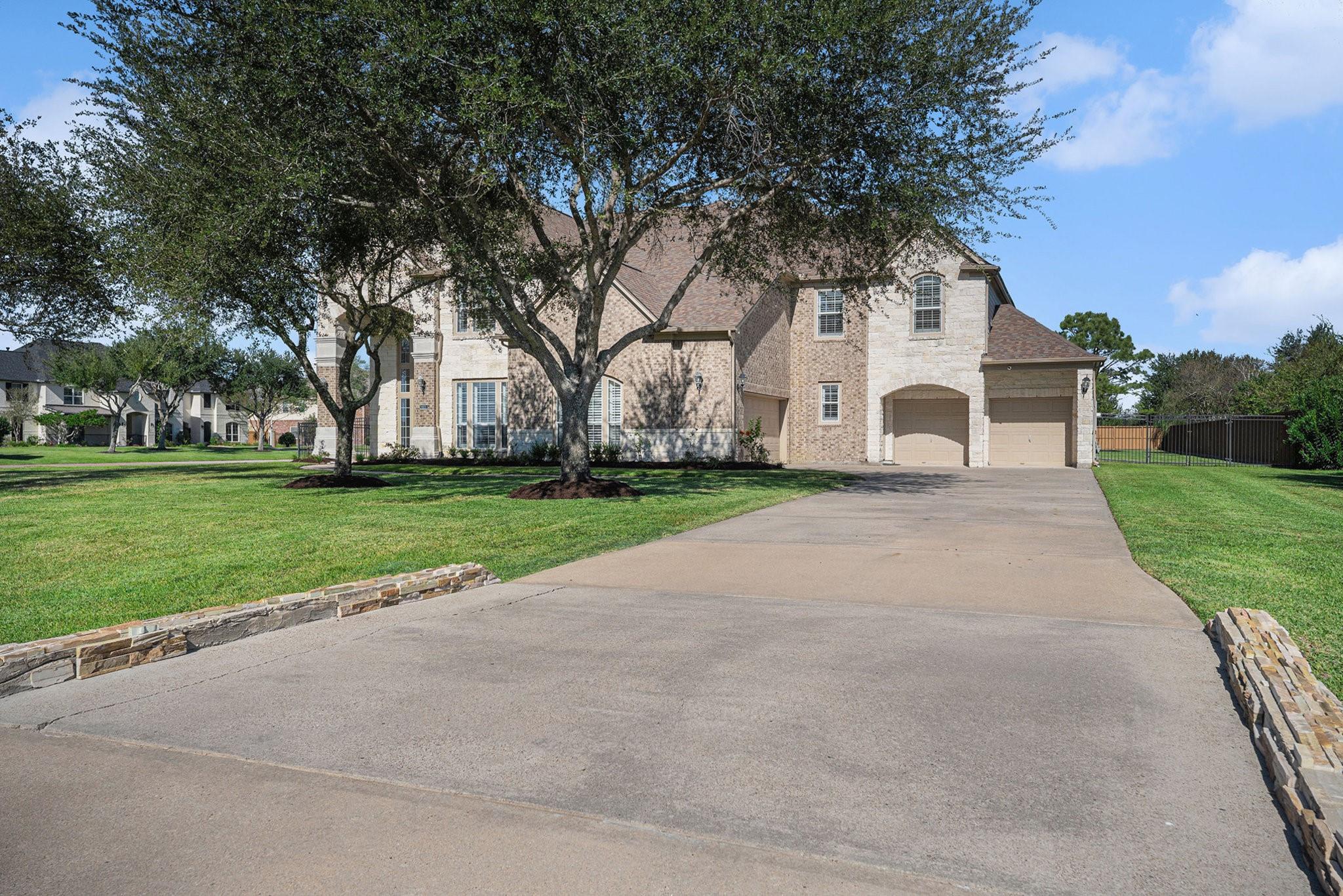 1821 Lake Landing Drive