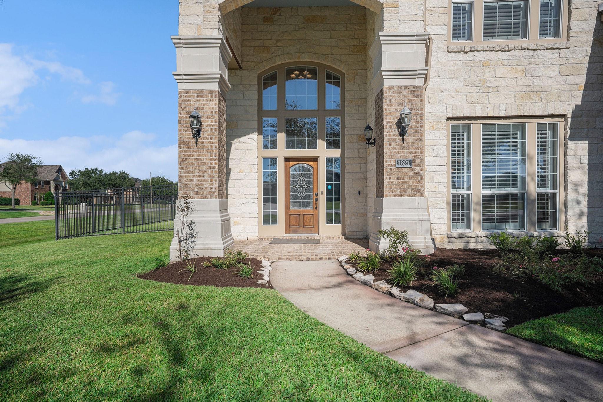 1821 Lake Landing Drive