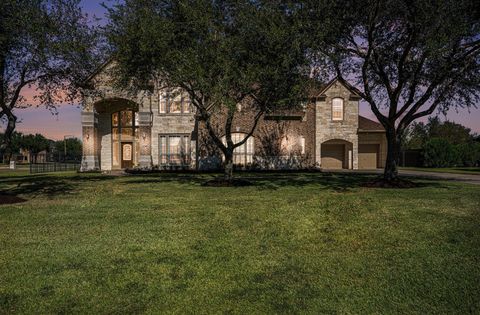 1821 Lake Landing Drive League City TX 77573