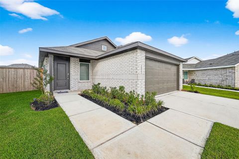 Photo of 26902 Cherry Plum Lane, Katy, TX 77493 (MLS # 42272039)