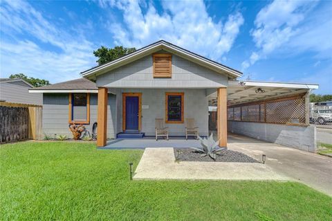 Photo of 1823 Tabor Street, Houston, TX 77009 (MLS # 15765173)