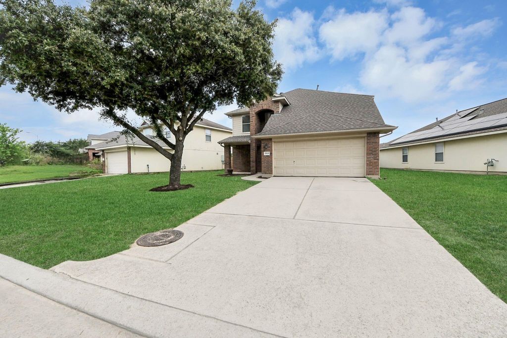 Photo of 19843 Bettencourt Lane, Houston, TX 77073 (MLS # 12984112)