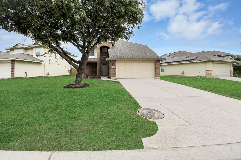 Photo of 19843 Bettencourt Lane, Houston, TX 77073 (MLS # 12984112)