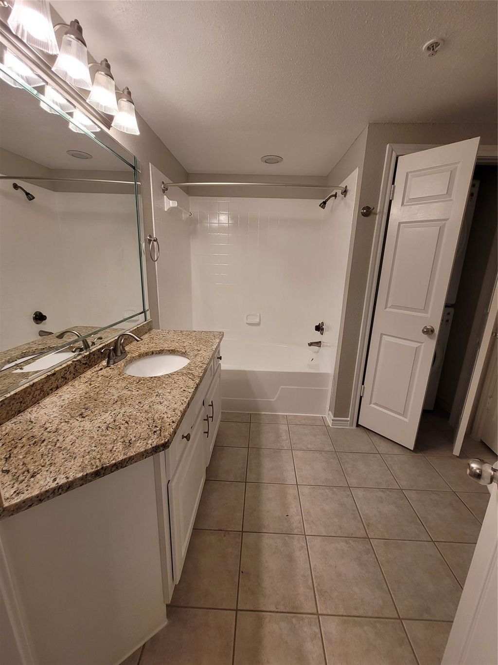 Photo of 2350 Westcreek Lane #1207, Houston, TX 77027 (MLS # 51867732)